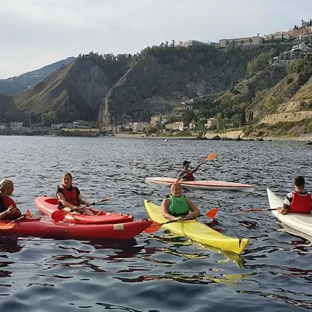 Gole Alcantara Mini Glamping Lanternavacanze Camping