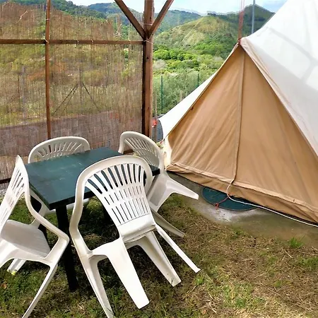 Gole Alcantara Mini Glamping Lanternavacanze Motta Camastra